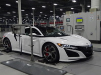 ホンダ NSX 、職人技と先進技術融合の専門工場を見た［写真蔵］ 画像
