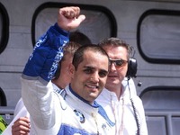 2002年にチャンピオン狙うモントーヤ 画像