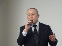 日産 吉村常務、「将来はルノーにも導入を」…完成車の無人搬送システム 画像