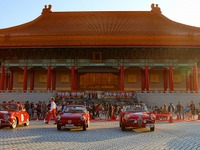 ベントレーやジャガーなど、70台以上のクラシックカーが台湾を駆け抜ける［動画］ 画像