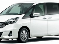 スズキ、3列シート8人乗りミニバン ランディ を発売…セレナOEM 画像