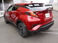 【トヨタ C-HR】他とは違う独特なプロポーションで犠牲になった荷室にもこだわり 画像
