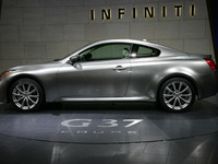【ニューヨークモーターショー07】G37/スカイライン クーペの“踊る光” 画像