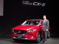 【マツダ CX-5 新型】小飼社長、「グローバルで年40万台の販売を計画」 画像