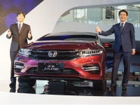 【広州モーターショー16】ホンダ ジェイド、中国で改良新型…表情一新 画像