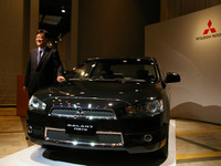 三菱自動車、新型セダンの車名を ギャラン フォルティス に 画像