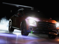 【デトロイトモーターショー2017】メルセデス GLA に改良新型、表情変化 画像