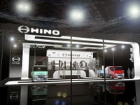 【東京オートサロン2017】日野、カスタムトラックを展示予定…テーマは「運ぶをクールに」 画像