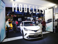 【東京オートサロン2017】トヨタ C-HR エレガント アイス スタイル by モデリスタ ［詳細画像］ 画像