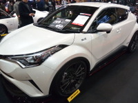 【東京オートサロン2017】ブリッツ、80mmローダウンした C-HR を初公開 画像