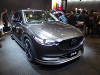 【東京オートサロン2017】マツダ CX-5 新型、早くもカスタマイズ 画像