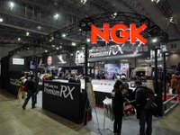 【東京オートサロン2017】 イリジウムを超える貴金属「ルテニウム」…NGK プレミアムRX に採用 画像