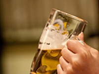 回答発表!!【24時間アンケート】飲んでますか？ ビール離れ進む 画像