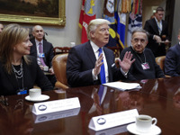 GM、トランプ大統領との会談後に声明…「米国の製造業を活性化させるために取り組む」 画像