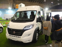 【キャンピングカーショー2017】フィアット、商用車デュカトを国内初披露…新たな販売ネットワーク構築へ 画像