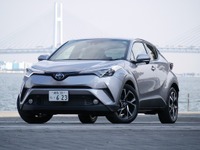 【トヨタ C-HR ハイブリッド 試乗】加速感は面白みに欠けるが…中村孝仁 画像