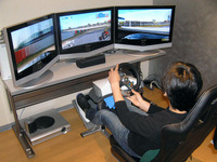 【Forza Motorsport 2】5画面表示でプレイ 画像