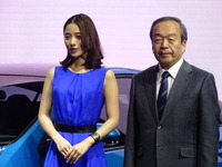 【トヨタ プリウスPHV 新型】内山田会長「これからのエコカーの大本命でありカナメ」 画像