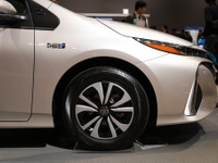 【トヨタ プリウスPHV 新型】ダンロップ ENASAVE EC300+を新車装着 画像
