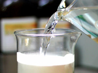 BASF、車室内空気室を改善するポリオールの新グレード発売 画像