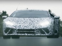 ランボルギーニ ウラカン、高性能版が間もなく発表予定…ニュルのラップタイムも公表へ 画像