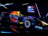 【F1】レッドブルが RB13 を発表、新スポンサーのロゴも 画像