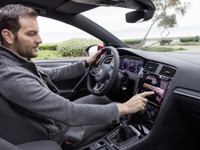 VW、「カーネット」に新機能を採用…モバイルオンラインサービスを強化 画像
