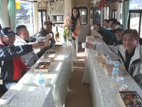 地酒や麦とろご飯も…岐阜・明知鉄道の「食堂列車」に乗ってみた 画像