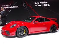 【ジュネーブモーターショー2017】ポルシェ 911 GT3、6速MTが復活 画像