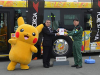 横浜ゴム、三重交通のポケモン大型EVバスに低燃費タイヤを寄贈 画像