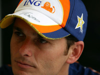 フィジケラがレーシングスクール開校 画像