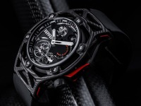 フェラーリ70周年、記念クロノグラフが登場…スポーツカーと同手法でデザイン 画像