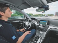 ZF、研究開発費は43％増…自動運転への投資を重視　2016年 画像