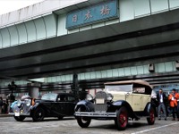 名橋日本橋にクラシックカーを展示…ジャパン・クラシック・オートモービル開催 画像