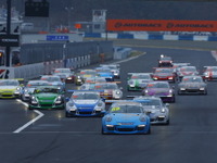 【ポルシェ カレラカップ 第1戦】昨年スカラシップドライバー、三笠雄一が開幕を制す 画像