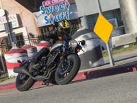 【ホンダ レブル500 試乗】扱いやすさだけじゃない、クルーザーとしての資質もしっかりある…青木タカオ 画像