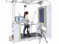 トヨタ、下肢麻痺患者向けリハビリ支援ロボットをレンタル開始へ…2017年秋より 画像