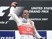 ハミルトンが銀幕デビュー 画像