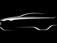 アストンマーティン初のSUV、DBX は「4枚ドアで、コンセプトモデルと異なるデザイン」…CEOが明言 画像