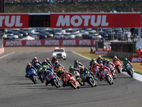 【MotoGP 第15戦日本】迫力満点のビクトリースタンド、5月29日より前売先行発売 画像