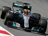 【F1 スペインGP】金曜フリー走行はハミルトンがトップ、ホンダはまたトラブルでストップ 画像