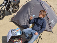ドッペルギャンガー、ガリガリ君も溶けないバイク用クーラーバッグ発売 画像