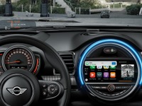 MINI、今夏から内装デザインを一部変更…車載コネクトを強化 画像
