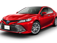 トヨタ カムリ 新型、日本仕様の内外装を初公開…今夏発売予定 画像
