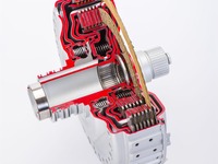 ボルグワーナーとZF、事業協力を拡大…デュアルクラッチ供給 画像