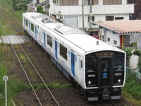 鉄道車両「ブルーリボン」はJR九州の蓄電池電車…山手線新型車などローレル受賞 画像