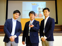 KIROBO mini 小学校へ入学、3か月で教室の近未来と成長をみる 画像