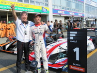 【スーパーフォーミュラ 第2戦】関口雄飛、前日の雪辱果たしてレース2優勝…星野一義監督とともに今季初V 画像