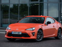 トヨタ GT86 に「クラブシリーズ」、オレンジエディション設定…英国 画像