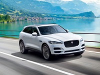 ジャガー F-PACE、WCOTY & ワールドカーデザイン W受賞を記念した限定モデルを発売 画像